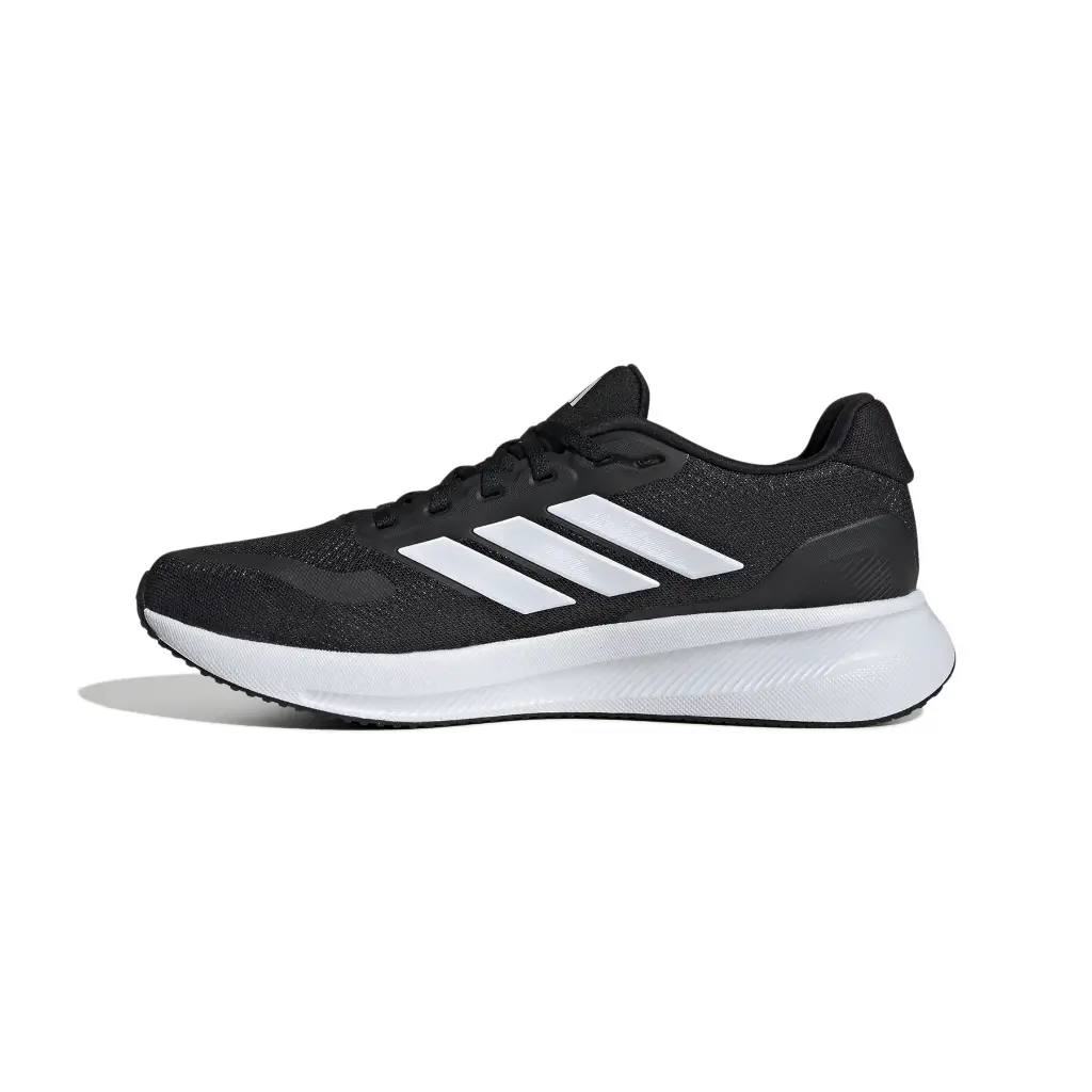 adidas_ie0552_5_footwear_photography_side_medial_center_view_white.webp