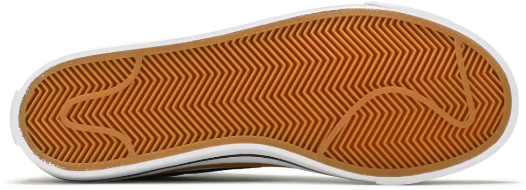 1638103457938_NikeCourtL3.webp
