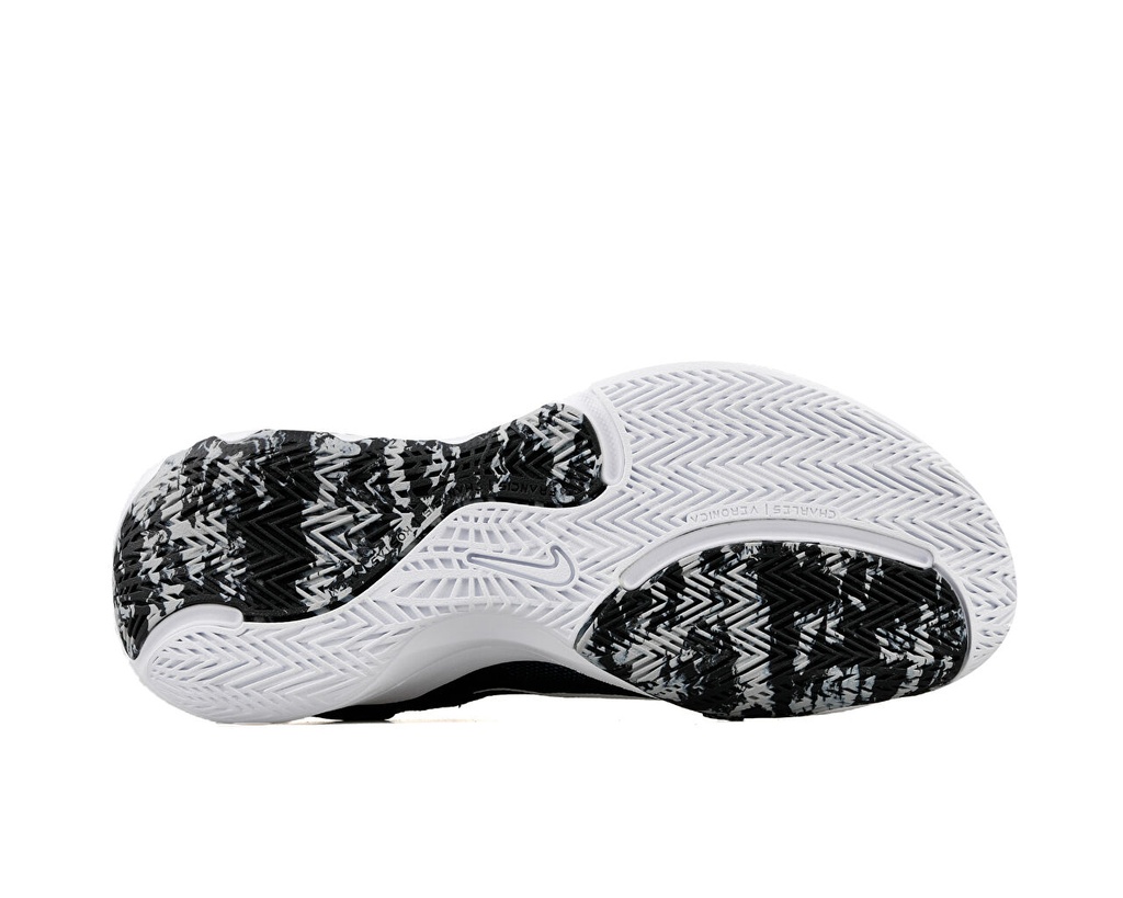 CHAUSSSURES NIKE GIANNIS IMMOR — média 4