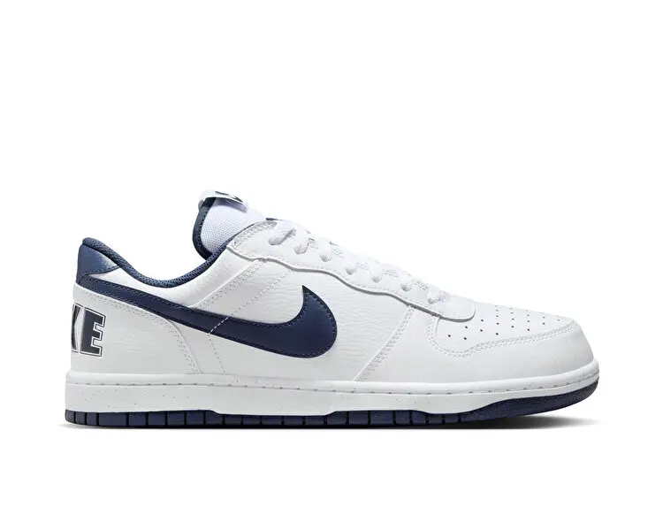 Chaussure Nike Big Low